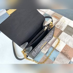 LV Модель M57211 Черная сумка через плечо с классическим узором Н
