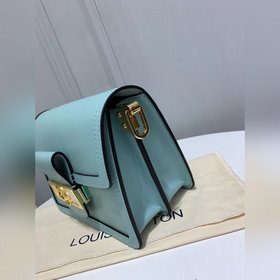 LV Модель M55837 M55836 Маленькая сумка Dauphine В начале весны 2
