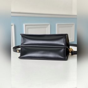 LV Средняя сумка Dauphine Артикул： M57448 В начале весны 2021 г