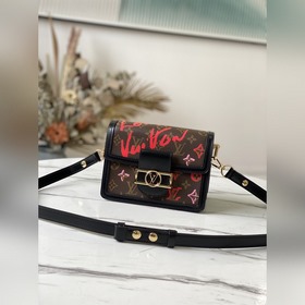 Сумка LV Onthego Артикул： M45889 Швейцарский художник Урс Фишер