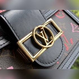 Сумка LV Onthego Артикул： M45889 Швейцарский художник Урс Фишер 