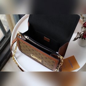 LV METIS Почтовая сумка Модель M44391  Модель из коллекции ранне