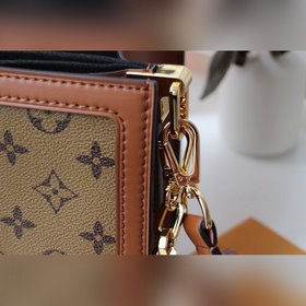 LV METIS Почтовая сумка Модель M44391  Модель из коллекции ранне