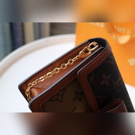 LV &nbsp;DAUPHINE сумка на цепочке Модель M68746 Эта сумка Da