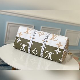 LV модель M44590 придает свежий и энергичный вид классической сум