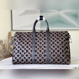 LV Артикул： M45046 Черный флис Классическая дорожная сумка в инт