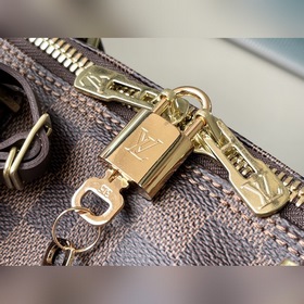 LV Модель： M41428 Кофейный чемодан Просторная и удобная в исполь