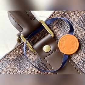 LV Модель： M41428 Кофейный чемодан Просторная и удобная в исполь