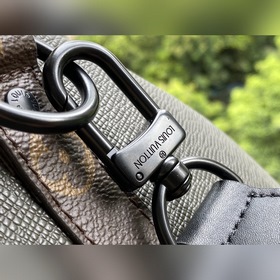 LV Артикул： M30483 Вирджил Абло привнесовременный дух в классич