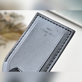 LV Артикул： M40567 Серебристые полоски (с плечевым ремнем) — это
