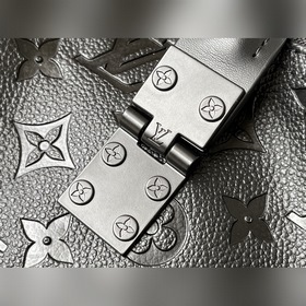 LV Модель： M44470 Кожаная сумка для путешествий с тиснением Изго