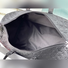 LV Артикул： M44470 Полностью из кожи с тиснением Эта сумка Keep