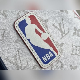 LV Артикул： M45586 Вирджил Абло (Virgil Abloh) перенесумку Baske
