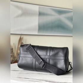 LV Модель： M57088 Кожаная сумка Keepall BANDOULIèRE 40 Сумка из 