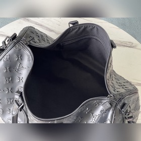 LV Артикул： M57963 Черная дорожная сумка с классическим тисненым