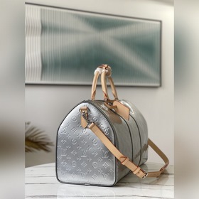 LV Артикул： M58758 Дорожная сумка Monogram Vernis из кожи с мета