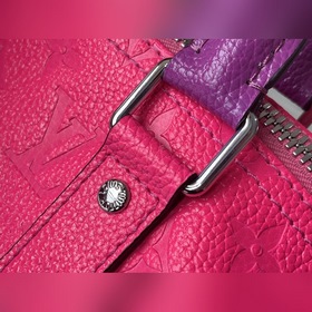 LV Артикул： M59713 Мягкая дорожная сумка Серия мягких дорожных с