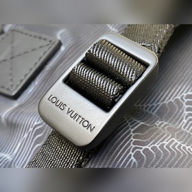 LV Артикул： M45602 Двусторонняя дорожная сумка Эта модель 2054 R