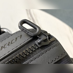 LV Артикул： M45602 Двусторонняя дорожная сумка Эта модель 2054 R