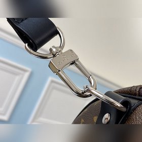 LV Модель M56711 Эта сумка выполнена в классическом дизайне, кото