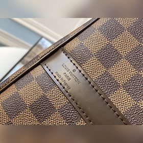 LV модель N41428, выпущенная в 1924 году, является предшественниц