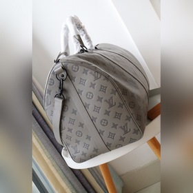 LV Артикул： M46117 Серый Классическая дорожная сумка Louis Vuit