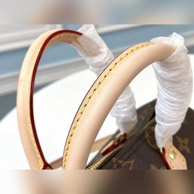 LV Модель M61251 Самая красивая сумка-подушка 20 см в истории Ра