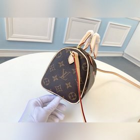 LV Модель M61252 Панда 20 см, ограниченная серия в сотрудничестве
