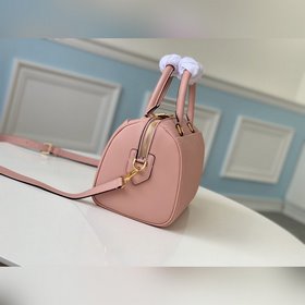 LV Модель M44069 Знаковые особенности дизайна Уникальная форма и 