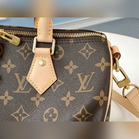 Сумка LV Speedy, модель M41112 Каждая деталь сумки Speedy являет