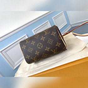 Подушка LV Размеры： 16,0 x 12,5 x 10,0 см (Длина x Высота x Шири