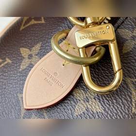 LV Артикул： M41114 Черный Чехол для подушки Новая коллекция осен