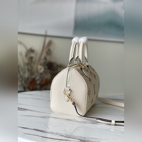 LV Модель： M58947 Белая сумка Speedy Bandoulière 25 В осенней ко