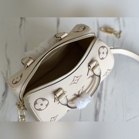 LV Модель： M58947 Белая сумка Speedy Bandoulière 25 В осенней ко