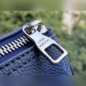 LV Артикул： M57844 Вирджил Абло (Virgil Abloh) сконцентрировал к