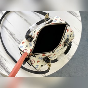 LV Новый номер модели： M57466 Белый Николя Гескьер вдохновляется