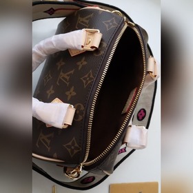LV Артикул： M41114 Абрикосовый Подушка-сумка Новинка осень-зима 