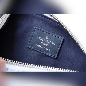 LV 【Keepall XS】 Артикул： M45761 Белый Эта сумка с акварельными 