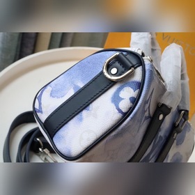 LV 【Keepall XS】 Артикул： M45761 Белый Эта сумка с акварельными 