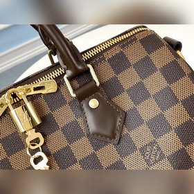 LV Модель N41367 Каждая деталь сумки Speedy является классической