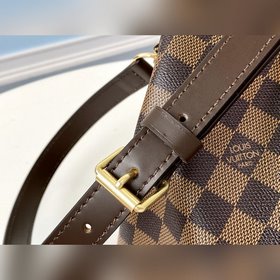 LV Модель N41367 Каждая деталь сумки Speedy является классической