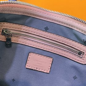 LV Серия с принтом в технике батик Модель： M45146 Пастельный цвет