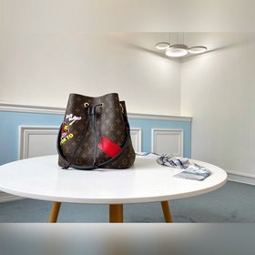 LV Модель M44021 Стильная сумка-бакет Neonoe Регулируемые плечев