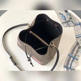 LV Модель M44021 Стильная сумка-бакет Neonoe Регулируемые плечев