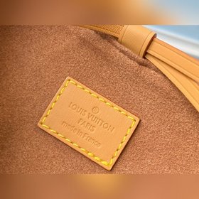 LV, полностью обновленная модель M45550, новая мини-сумка с подиу