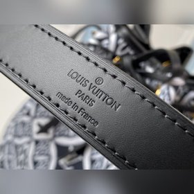 LV модель M57154 черная сумка-бакет Новый старинный узор, предст