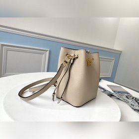 LV Модель M68709 Абрикосовый Nano Lockme Bucket Сумка Изготовлена
