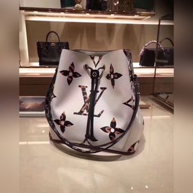 Сумка LV NEONOE, модель M44679, капсульная коллекция Jungle Раск