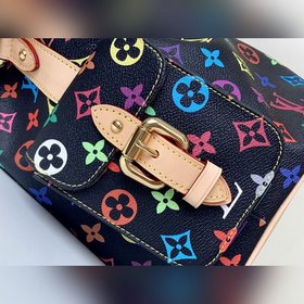 LV Классическая модель M42229 черного цвета Эта сумка с завязками