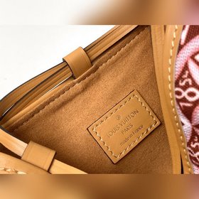 LV модель M69973, сумка-бакет цвета землистого песочного Новый ст